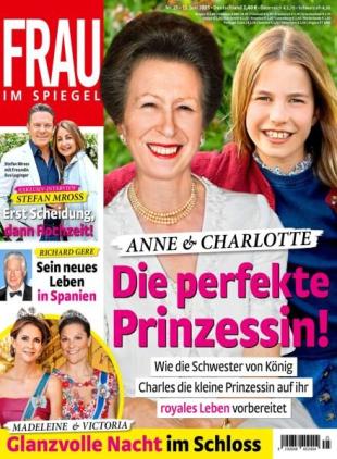 Frau im Spiegel - 11 Juni 2025